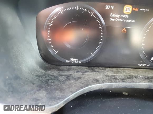 ✅ 2019 Volvo XC60 Momentum • VIN: LYV102RK1KB230091 • Lot: 64894922. Listed on Copart with 35,914 mi. Free auction sales archive from the USA and detailed vehicle history report at DreamBid. Image 8.