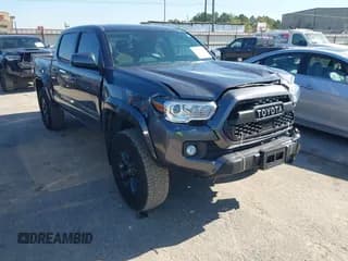 ✅ 2022 Toyota Tacoma SR5 • VIN: 3TMAZ5CN7NM178216 • Lot: 43920336. Listed on IAAI with 51,289 mi. Free auction sales archive from the USA and detailed vehicle history report at DreamBid. Image 1.