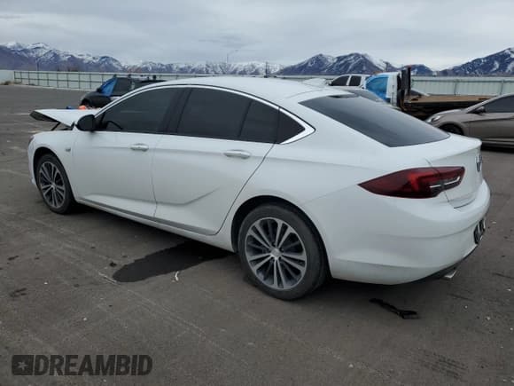 ✅ 2019 Buick Regal Preferred II • VIN: W04GM6SX6K1069735 • Lot: 87190914. Listed on Copart with 44,416 mi. Free auction sales archive from the USA and detailed vehicle history report at DreamBid. Image 2.