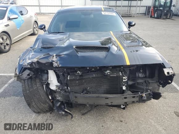 ✅ 2022 Dodge Challenger R/T Scat Pack Widebody • VIN: 2C3CDZFJXNH174915 • Lot: 54137444. Wystawiony na Copart z przebiegiem 12 265 mil. Bezpłatny archiwum sprzedaży aukcyjnych z USA i szczegółowy raport historii pojazdu na DreamBid. Zdjęcie 5.