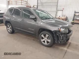 ✅ 2016 Jeep Compass Latitude • VIN: 1C4NJCEA7GD792821 • Лот: 42673045. Опубликован ранее на IAAI с пробегом 112 774 миль. Бесплатный доступ к архиву аукционных продаж из США и подробный отчёт об истории автомобиля на DreamBid. Изображение 1.
