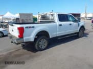 ✅ 2017 Ford F-250 Lariat • VIN: 1FT7W2B6XHEE58900 • Lot: 42768235. Wystawiony na IAAI z przebiegiem 87 710 mil. Bezpłatny archiwum sprzedaży aukcyjnych z USA i szczegółowy raport historii pojazdu na DreamBid. Zdjęcie 4.