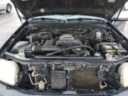 ✅ 2002 Toyota Tundra SR5 • VIN: 5TBRT341X2S243858 • Lot: 93291425. Wystawiony na Copart z przebiegiem 430 669 mil. Bezpłatny archiwum sprzedaży aukcyjnych z USA i szczegółowy raport historii pojazdu na DreamBid. Zdjęcie 11.