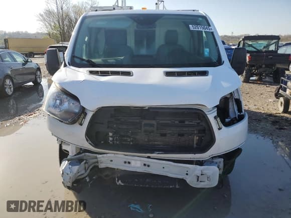 ✅ 2017 Ford Transit • VIN: 1FTYE1ZM5HKB28704 • Lot: 52015045. Listed on Copart with Not provided. Free auction sales archive from the USA and detailed vehicle history report at DreamBid. Image 5.