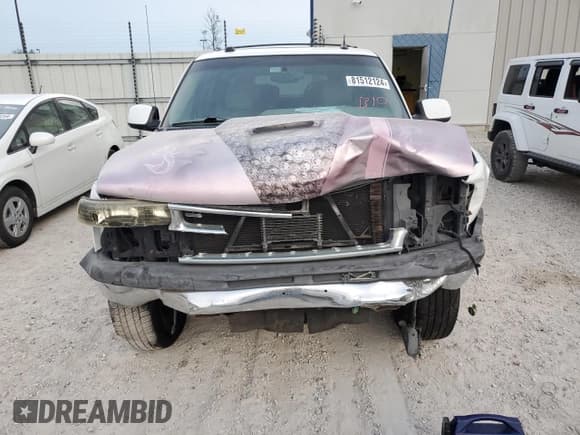 ✅ 2004 Chevrolet Suburban LT • VIN: 3GNEC16Z94G190978 • Лот: 81512124. Опубликован ранее на Copart с пробегом Не указан. Бесплатный доступ к архиву аукционных продаж из США и подробный отчёт об истории автомобиля на DreamBid. Изображение 5.