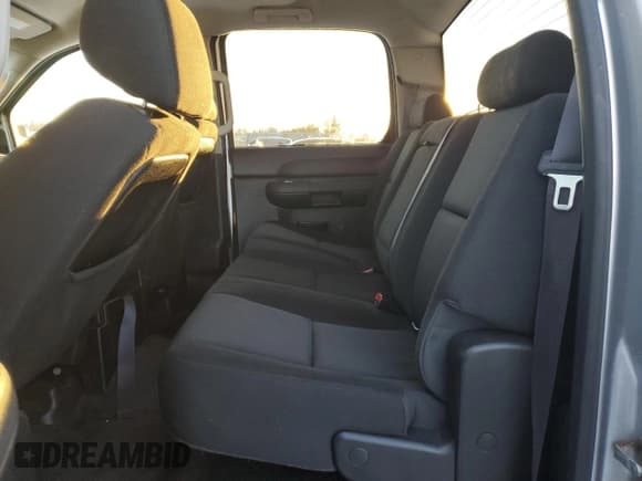 ✅ 2014 GMC Sierra 2500HD SLE • VIN: 1GT120C82EF104588 • Lot: 87394094. Wystawiony na Copart z przebiegiem 150 576 mil. Bezpłatny archiwum sprzedaży aukcyjnych z USA i szczegółowy raport historii pojazdu na DreamBid. Zdjęcie 10.