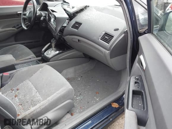 ✅ 2006 Honda Civic LX • VIN: 1HGFA16566L074872 • Лот: 43758109. Опубликован ранее на IAAI с пробегом 154 998 миль. Бесплатный доступ к архиву аукционных продаж из США и подробный отчёт об истории автомобиля на DreamBid. Изображение 5.