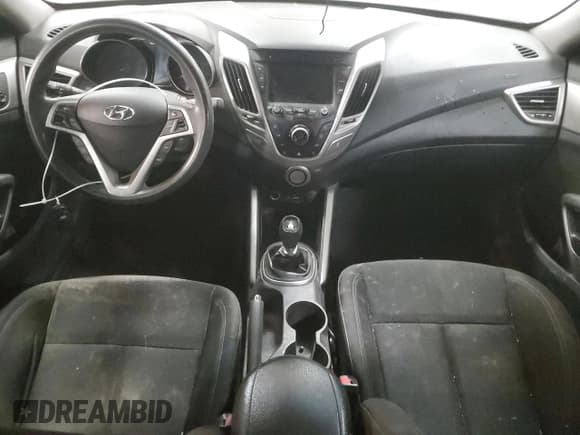 ✅ 2013 Hyundai Veloster w/Gray Int • VIN: KMHTC6AD1DU125091 • Lot: 75997414. Wystawiony na Copart z przebiegiem Nie podano. Bezpłatny archiwum sprzedaży aukcyjnych z USA i szczegółowy raport historii pojazdu na DreamBid. Zdjęcie 8.