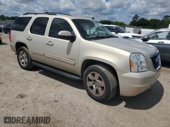 ✅ 2010 GMC Yukon SLT • VIN: 1GKUCCE01AR130048 • Lot: 56695885. Listed on Copart with 206,344 mi. Free auction sales archive from the USA and detailed vehicle history report at DreamBid. Image 4.