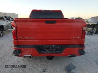 ✅ 2020 Chevrolet Silverado 1500 RST • VIN: 3GCUYEED2LG302103 • Lot: 73410894. Wystawiony na Copart z przebiegiem 51 530 mil. Bezpłatny archiwum sprzedaży aukcyjnych z USA i szczegółowy raport historii pojazdu na DreamBid. Zdjęcie 6.