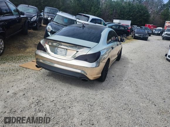 ✅ 2014 Mercedes-Benz CLA 250 • VIN: WDDSJ4EB8EN105859 • Лот: 41768079. Опубликован ранее на IAAI с пробегом 128 020 миль. Бесплатный доступ к архиву аукционных продаж из США и подробный отчёт об истории автомобиля на DreamBid. Изображение 4.