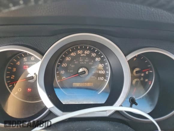 ✅ 2006 Toyota 4Runner Limited • VIN: JTEZT17R160026622 • Lot: 95258725. Listed on Copart with 206,018 mi. Free auction sales archive from the USA and detailed vehicle history report at DreamBid. Image 9.