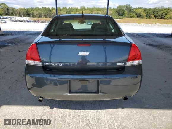 2014 Chevrolet Impala LT с VIN 2G1WB5E31E1178881, выставлен на аукционе Copart как лот 81913005 с пробегом 96 482 миль миль и Списание • Salvage title. История ставок и продаж доступна на DreamBid. Изображение 6.