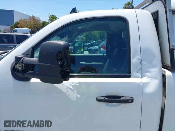 ✅ 2007 Chevrolet Silverado 2500HD • VIN: 1GCHC24627E573886 • Лот: 42477943. Опубликован ранее на IAAI с пробегом 219 628 миль. Бесплатный доступ к архиву аукционных продаж из США и подробный отчёт об истории автомобиля на DreamBid. Изображение 12.