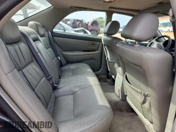 ✅ 2000 Lexus ES 300 • VIN: JT8BF28G5Y0277239 • Lot: 89916145. Wystawiony na Copart z przebiegiem 280 303 mil. Bezpłatny archiwum sprzedaży aukcyjnych z USA i szczegółowy raport historii pojazdu na DreamBid. Zdjęcie 10.