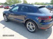 ✅ 2017 Porsche Macan • VIN: WP1AA2A52HLB81084 • Lot: 42994350. Wystawiony na IAAI z przebiegiem 77 080 mil. Bezpłatny archiwum sprzedaży aukcyjnych z USA i szczegółowy raport historii pojazdu na DreamBid. Zdjęcie 3.
