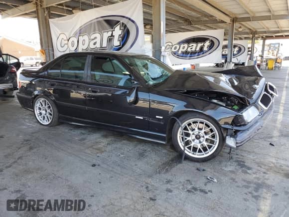 1998 BMW 3 Series M3s z VIN WBSCD9328WEE09518, wystawiony jako Copart lot #62601595 z przebiegiem 154 682 mil mil oraz Szkoda całkowita • Salvage title. Historia ofert i sprzedaży dostępna na DreamBid. Obrazek 4.