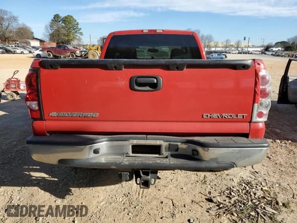 ✅ 2005 Chevrolet Silverado 1500 LT • VIN: 1GCEC19T25Z161808 • Лот: 47435025. Опубликован ранее на Copart с пробегом 163 632 миль. Бесплатный доступ к архиву аукционных продаж из США и подробный отчёт об истории автомобиля на DreamBid. Изображение 6.