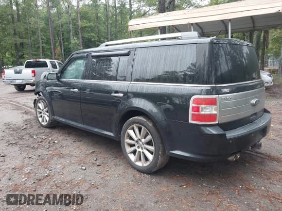 ✅ 2011 Ford Flex Limited • VIN: 2FMGK5DC4BBD05718 • Lot: 43250116. Wystawiony na IAAI z przebiegiem 243 935 mil. Bezpłatny archiwum sprzedaży aukcyjnych z USA i szczegółowy raport historii pojazdu na DreamBid. Zdjęcie 3.