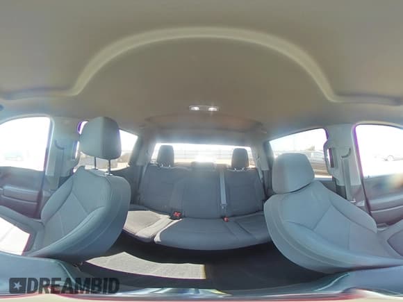 ✅ 2021 Chevrolet Silverado 1500 Custom • VIN: 3GCPYBEH9MG130670 • Lot: 68754854. Wystawiony na Copart z przebiegiem 63 770 mil. Bezpłatny archiwum sprzedaży aukcyjnych z USA i szczegółowy raport historii pojazdu na DreamBid. Zdjęcie 13.