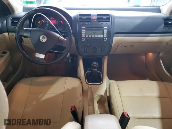 ✅ 2009 Volkswagen Jetta SE • VIN: 3VWRZ71K69M011873 • Lot: 52881525. Listed on Copart with 154,441 mi. Free auction sales archive from the USA and detailed vehicle history report at DreamBid. Image 8.