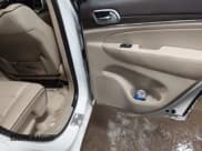 ✅ 2015 Jeep Grand Cherokee Overland • VIN: 1C4RJFCG2FC741015 • Лот: 41607606. Опубликован ранее на IAAI с пробегом 132 038 миль. Бесплатный доступ к архиву аукционных продаж из США и подробный отчёт об истории автомобиля на DreamBid. Изображение 8.