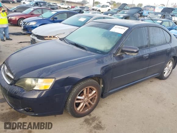 ✅ 2005 Subaru Legacy Limited • VIN: 4S3BL626757213059 • Lot: 43785854. Wystawiony na IAAI z przebiegiem 243 278 mil. Bezpłatny archiwum sprzedaży aukcyjnych z USA i szczegółowy raport historii pojazdu na DreamBid. Zdjęcie 2.