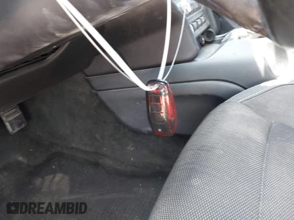 ✅ 2017 Ford Mustang V6 • VIN: 1FA6P8AM6H5244665 • Lot: 43218772. Listed on IAAI with 95,181 mi. Free auction sales archive from the USA and detailed vehicle history report at DreamBid. Image 10.