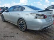 ✅ 2018 Nissan Altima SL • VIN: 1N4AL3AP6JC113224 • Лот: 42978677. Опубликован ранее на IAAI с пробегом 127 085 миль. Бесплатный доступ к архиву аукционных продаж из США и подробный отчёт об истории автомобиля на DreamBid. Изображение 3.
