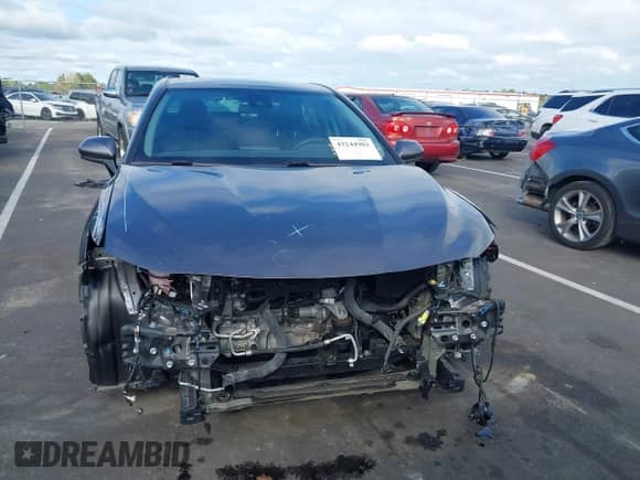 2023 Toyota Camry LE z VIN 4T1C11AK0PU822103, wystawiony jako IAAI lot #43244981 z przebiegiem 43 778 mil mil oraz . Historia ofert i sprzedaży dostępna na DreamBid. Obrazek 13.