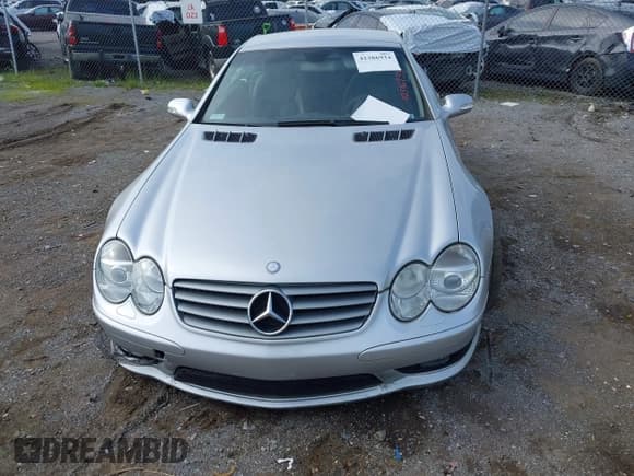 ✅ 2003 Mercedes-Benz SL 500 • VIN: WDBSK75F93F027609 • Lot: 42386934. Listed on IAAI with Not provided. Free auction sales archive from the USA and detailed vehicle history report at DreamBid. Image 11.