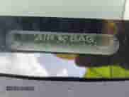 2010 Mercury Mariner z VIN 4M2CN8B75AKJ13322, wystawiony jako IAAI lot #42832064 z przebiegiem 205 074 mil mil oraz . Historia ofert i sprzedaży dostępna na DreamBid. Obrazek 9.