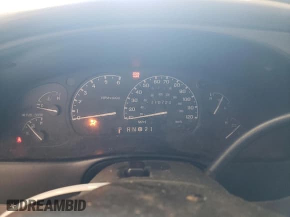 ✅ 1999 Ford Explorer XLT • VIN: 1FMZU35P4XUB99832 • Лот: 64453694. Опубликован ранее на Copart с пробегом 210 720 миль. Бесплатный доступ к архиву аукционных продаж из США и подробный отчёт об истории автомобиля на DreamBid. Изображение 9.