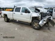 ✅ 2019 Chevrolet Silverado 2500HD Work Truck • VIN: 1GC1CREG7KF108587 • Lot: 56420415. Wystawiony na Copart z przebiegiem 370 685 mil. Bezpłatny archiwum sprzedaży aukcyjnych z USA i szczegółowy raport historii pojazdu na DreamBid. Zdjęcie 4.