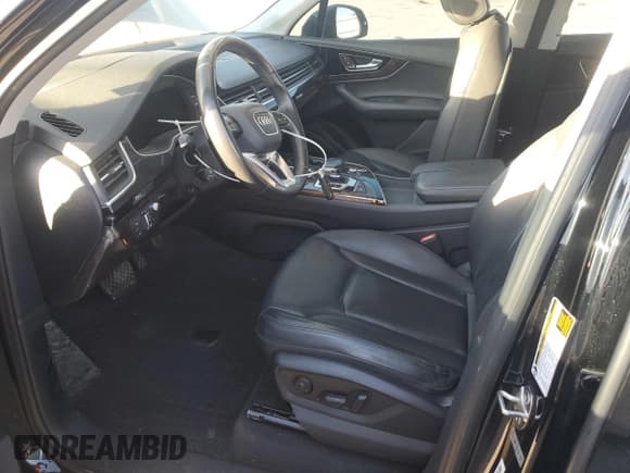 ✅ 2017 Audi Q7 Prestige • VIN: WA1VAAF71HD022620 • Лот: 93537845. Опубликован ранее на Copart с пробегом 78 563 миль. Бесплатный доступ к архиву аукционных продаж из США и подробный отчёт об истории автомобиля на DreamBid. Изображение 7.