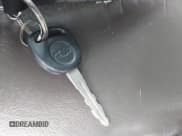 ✅ 2002 Chevrolet Silverado 2500HD • VIN: 1GBHC24U42E259796 • Lot: 43635594. Wystawiony na IAAI z przebiegiem 177 144 mil. Bezpłatny archiwum sprzedaży aukcyjnych z USA i szczegółowy raport historii pojazdu na DreamBid. Zdjęcie 11.