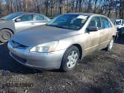 ✅ 2005 Honda Accord LX • VIN: 1HGCM56475A181707 • Lot: 43723680. Wystawiony na IAAI z przebiegiem 196 297 mil. Bezpłatny archiwum sprzedaży aukcyjnych z USA i szczegółowy raport historii pojazdu na DreamBid. Zdjęcie 2.