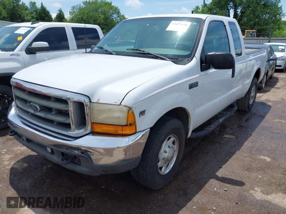 ✅ 2000 Ford F-250 XL • VIN: 3FTNX20L3YMA59818 • Lot: 42497096. Listed on IAAI with 204,187 mi. Free auction sales archive from the USA and detailed vehicle history report at DreamBid. Image 6.