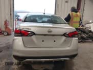 ✅ 2023 Nissan Versa S • VIN: 3N1CN8DV2PL870383 • Лот: 41483365. Опубликован ранее на IAAI с пробегом 49 129 миль. Бесплатный доступ к архиву аукционных продаж из США и подробный отчёт об истории автомобиля на DreamBid. Изображение 17.