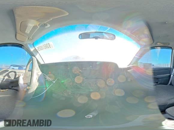 ✅ 1999 Chevrolet Silverado 1500 • VIN: 1GCEC14W2XE203065 • Лот: 93651525. Опубликован ранее на Copart с пробегом Не указан. Бесплатный доступ к архиву аукционных продаж из США и подробный отчёт об истории автомобиля на DreamBid. Изображение 15.