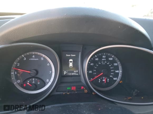 ✅ 2016 Hyundai Santa Fe • VIN: 5XYZT3LB5GG338656 • Лот: 74882033. Опубликован ранее на Copart с пробегом 131 890 миль. Бесплатный доступ к архиву аукционных продаж из США и подробный отчёт об истории автомобиля на DreamBid. Изображение 9.