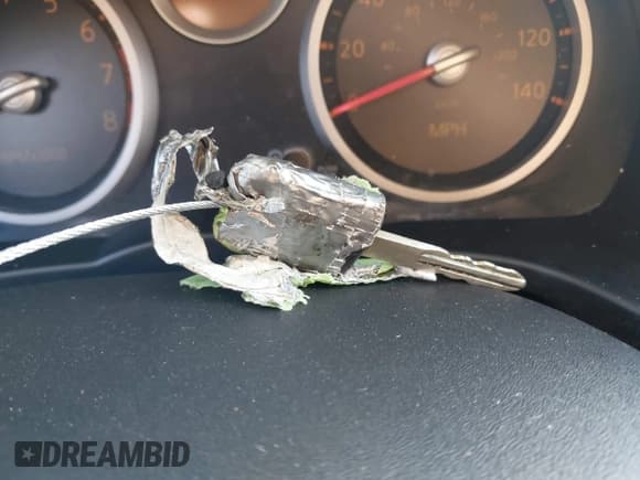 ✅ 2008 Nissan Sentra S • VIN: 3N1AB61EX8L708317 • Лот: 43724321. Опубликован ранее на IAAI с пробегом 205 259 миль. Бесплатный доступ к архиву аукционных продаж из США и подробный отчёт об истории автомобиля на DreamBid. Изображение 11.