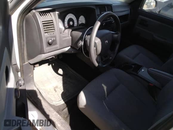 2009 Dodge Dakota ST with VIN 1D7HE22K19S770343, listed as a Copart auction lot 53255095 with 87,591 mi miles and Salvage title. Bid and sale history available at DreamBid. Image 8.