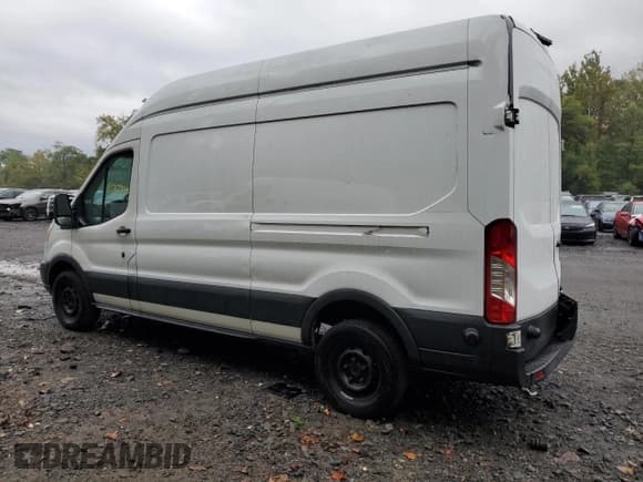 ✅ 2016 Ford Transit • VIN: 1FTBW2XM1GKB30041 • Lot: 81267935. Wystawiony na Copart z przebiegiem 265 377 mil. Bezpłatny archiwum sprzedaży aukcyjnych z USA i szczegółowy raport historii pojazdu na DreamBid. Zdjęcie 2.