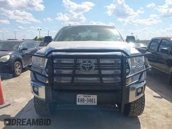 ✅ 2016 Toyota Tundra SR5 • VIN: 5TFDW5F14GX579721 • Lot: 42968948. Listed on IAAI with 156,719 mi. Free auction sales archive from the USA and detailed vehicle history report at DreamBid. Image 12.