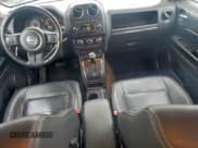 ✅ 2015 Jeep Patriot Latitude • VIN: 1C4NJRFB8FD176859 • Lot: 94293545. Wystawiony na Copart z przebiegiem 64 970 mil. Bezpłatny archiwum sprzedaży aukcyjnych z USA i szczegółowy raport historii pojazdu na DreamBid. Zdjęcie 8.