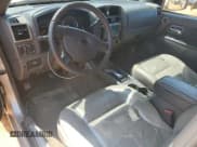 ✅ 2005 Chevrolet Colorado 1SC LS Z85 • VIN: 1GCCS136258125426 • Лот: 71869065. Опубликован ранее на Copart с пробегом 291 075 миль. Бесплатный доступ к архиву аукционных продаж из США и подробный отчёт об истории автомобиля на DreamBid. Изображение 8.