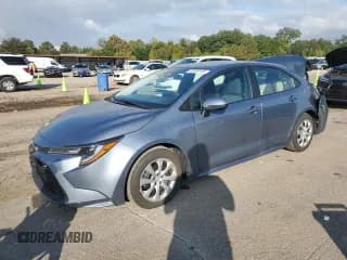 ✅ 2025 Toyota Corolla LE • VIN: 5YFB4MDE9SP296008 • Lot: 82098135. Wystawiony na Copart z przebiegiem 4 339 mil. Bezpłatny archiwum sprzedaży aukcyjnych z USA i szczegółowy raport historii pojazdu na DreamBid. Zdjęcie 1.