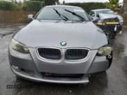 ✅ 2010 BMW 3 Series 335i • VIN: WBAWB7C54AP048093 • Lot: 86561524. Wystawiony na Copart z przebiegiem 147 450 mil. Bezpłatny archiwum sprzedaży aukcyjnych z USA i szczegółowy raport historii pojazdu na DreamBid. Zdjęcie 5.
