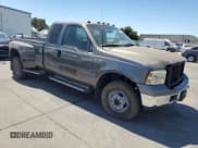 ✅ 2002 Ford F-350 XL • VIN: 1FTWX33F32ED70260 • Лот: 69595585. Опубликован ранее на Copart с пробегом Не указан. Бесплатный доступ к архиву аукционных продаж из США и подробный отчёт об истории автомобиля на DreamBid. Изображение 4.